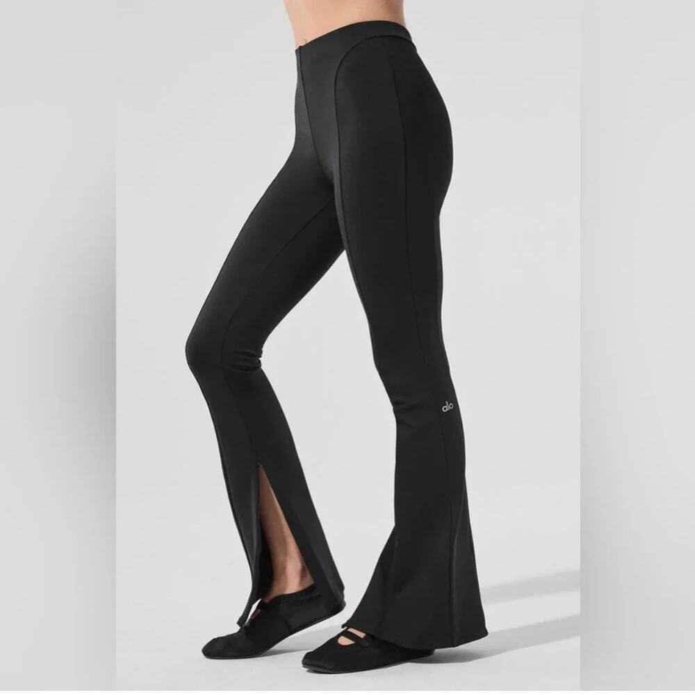 Alo Yoga high waist 7/8 Zip It flare legging M Black gym chic Athleisure Sporty